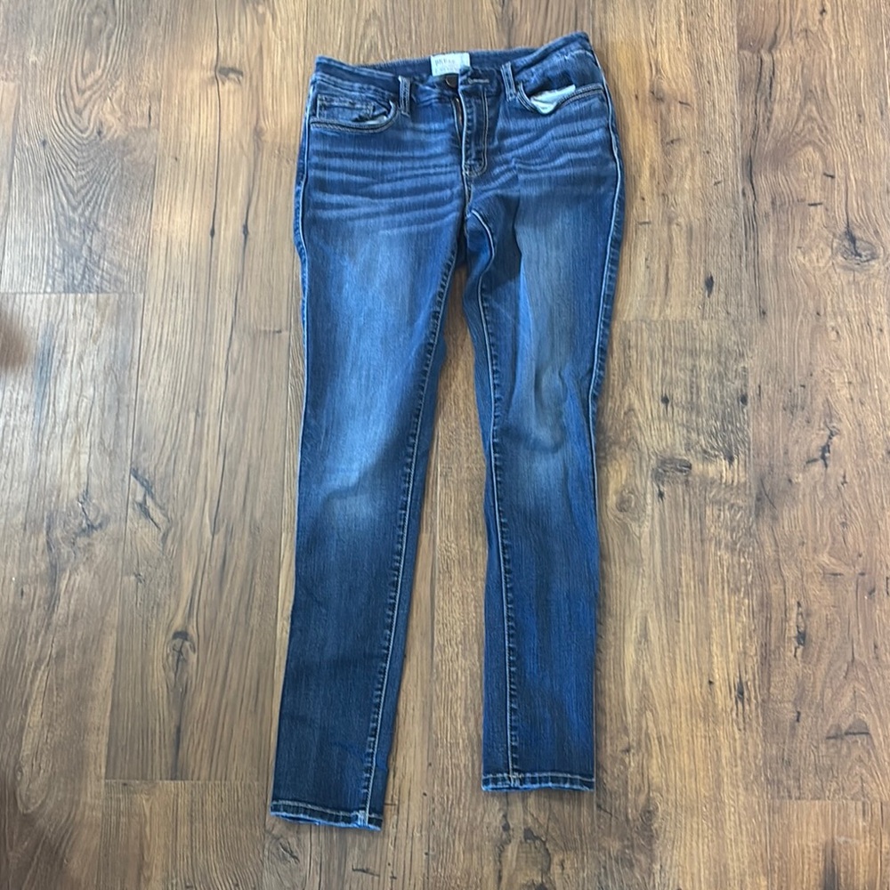 BKE Stella Mid Rise Skinny. 29R
